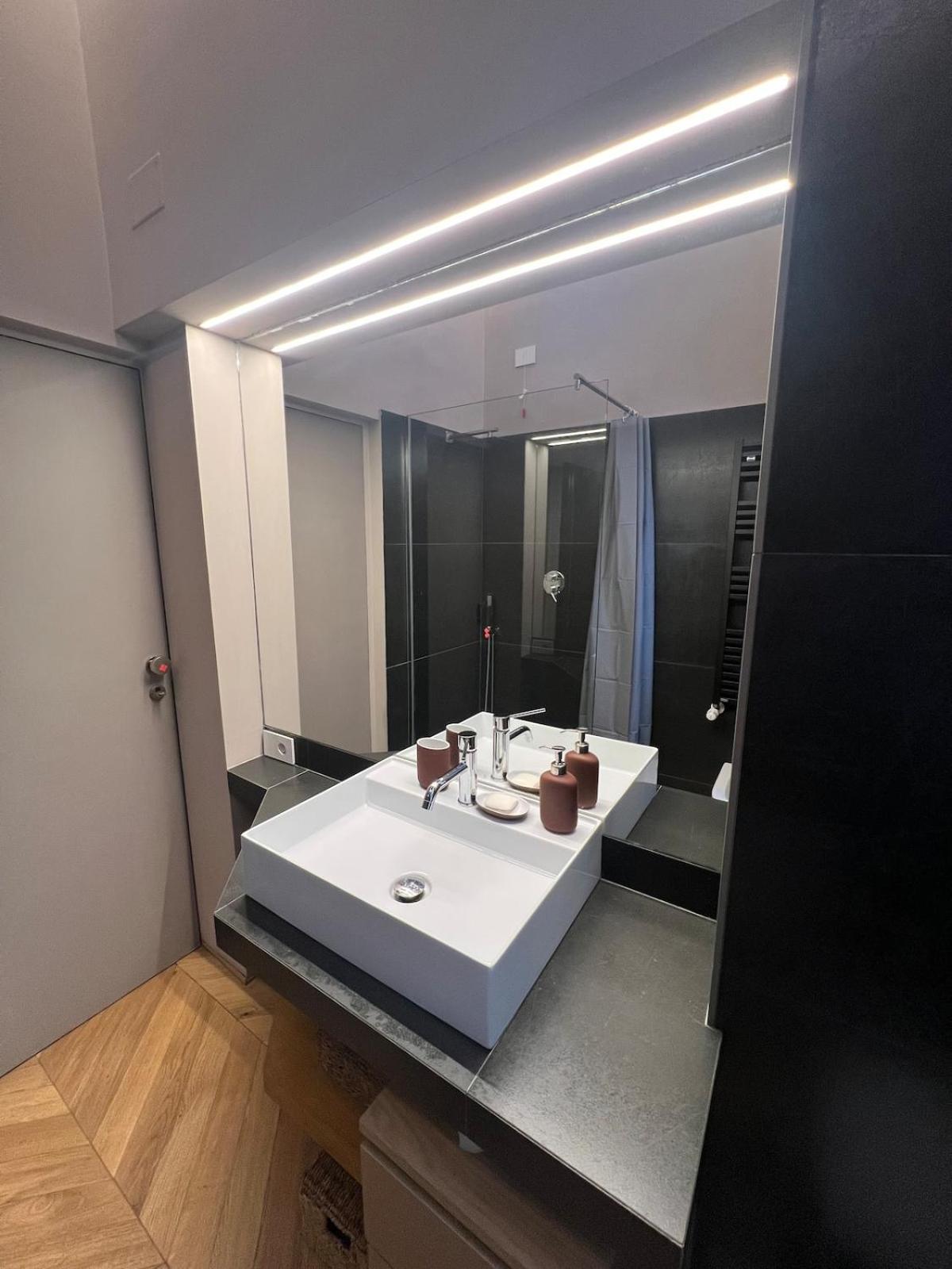 Comfort Ed Eleganza Tra Liberty Milanesi Milan